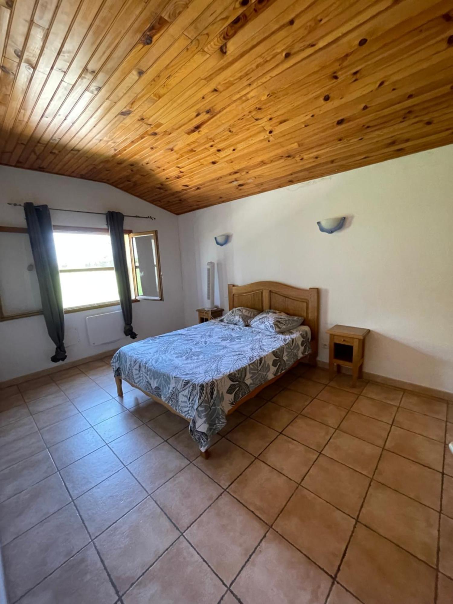 Les Prairies Mas Roux Raphele Quarto foto