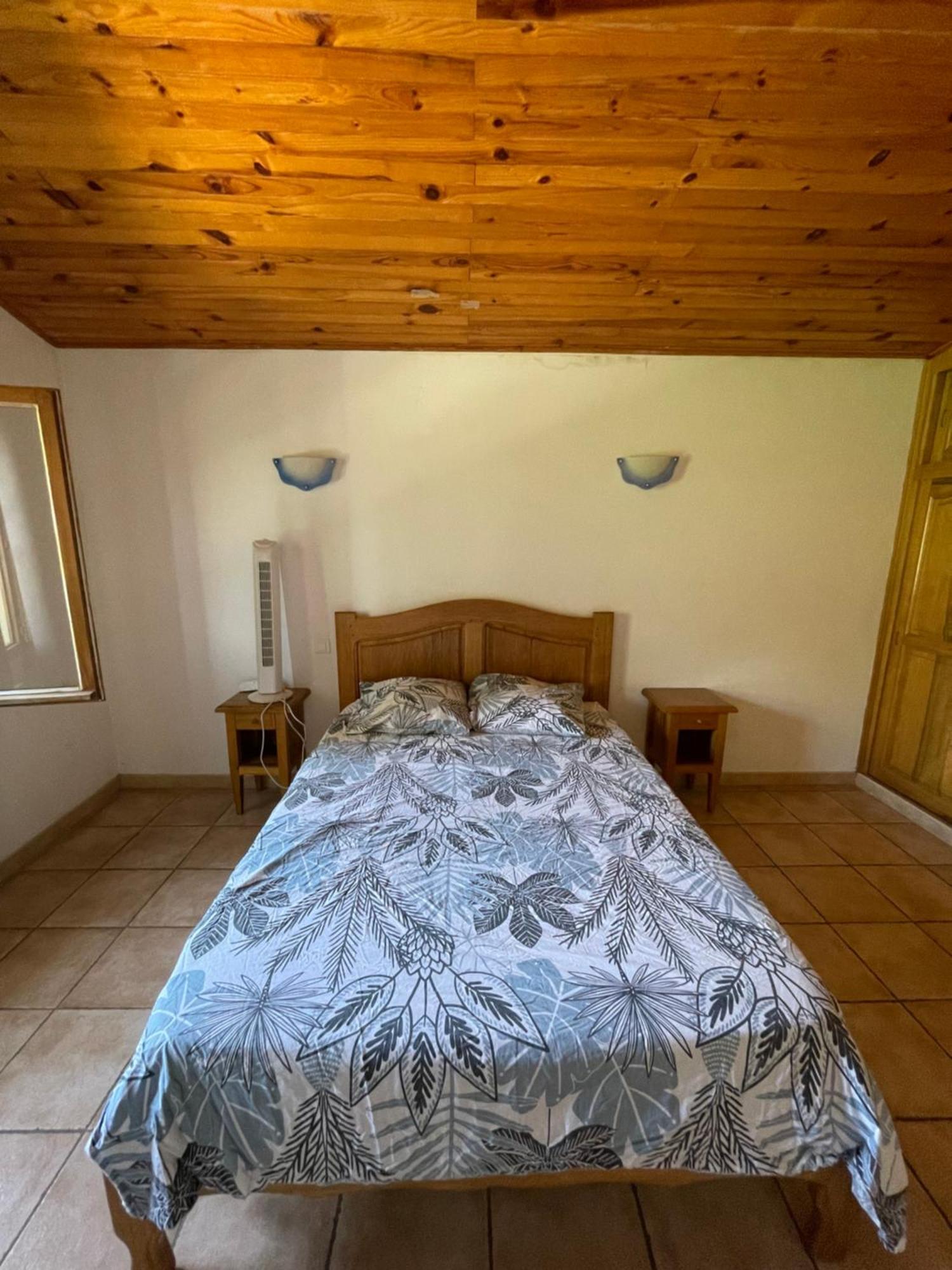 Les Prairies Mas Roux Raphele Quarto foto